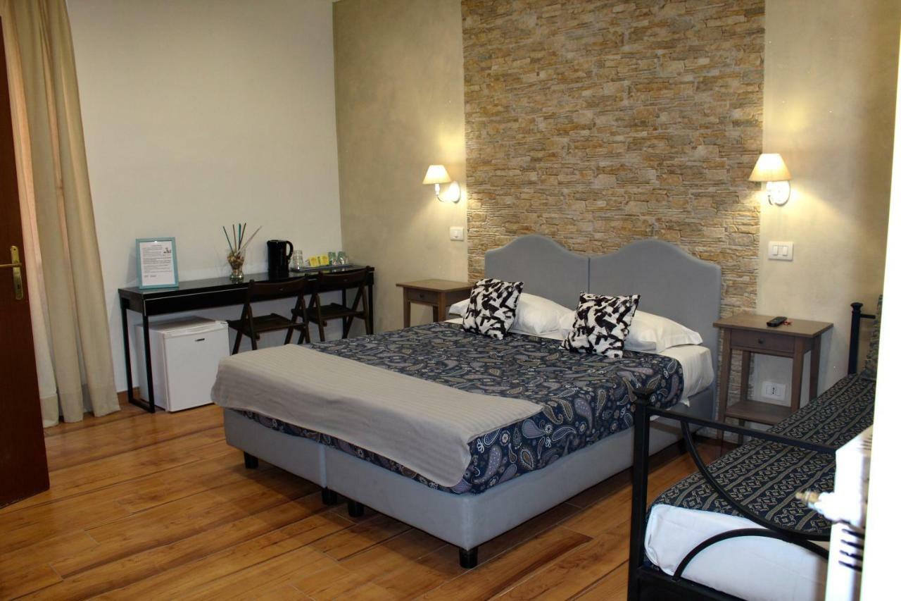Standard Double Room,890276347:JPEG